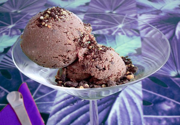 Receta de Helado Cremoso de Chocolate con Almendras, Thermomix