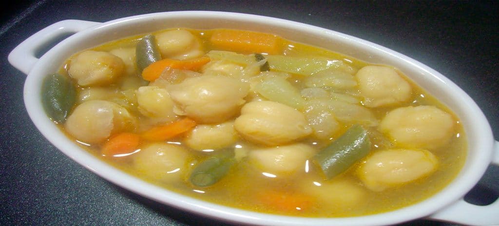 potaje de garbanzos con verduras